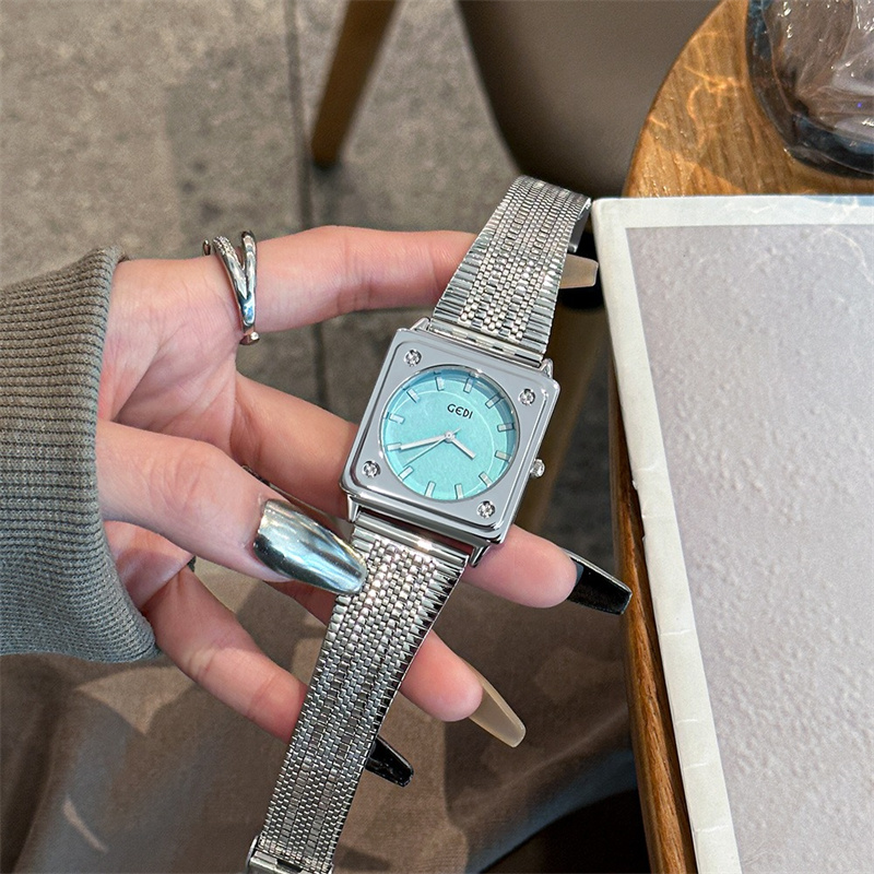 Minimalist, Şık, Eşsiz Kare Ka - Luxury Watch Gift For Her incelemesi ve fiyatı