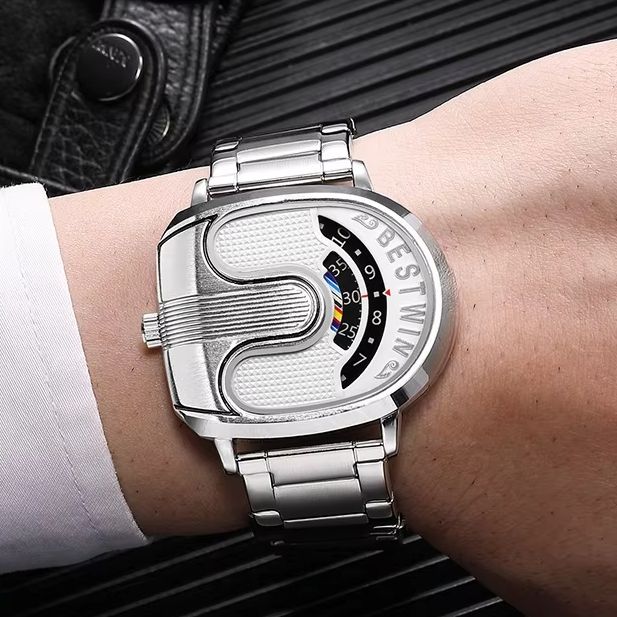 Benzersiz tasarım ve kişiliğe  - Luxury Watch Top 10 incelemesi ve fiyatı